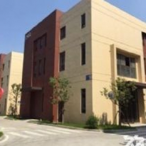 联东U谷，稀缺两层厂房，靠近高速口，面积500−